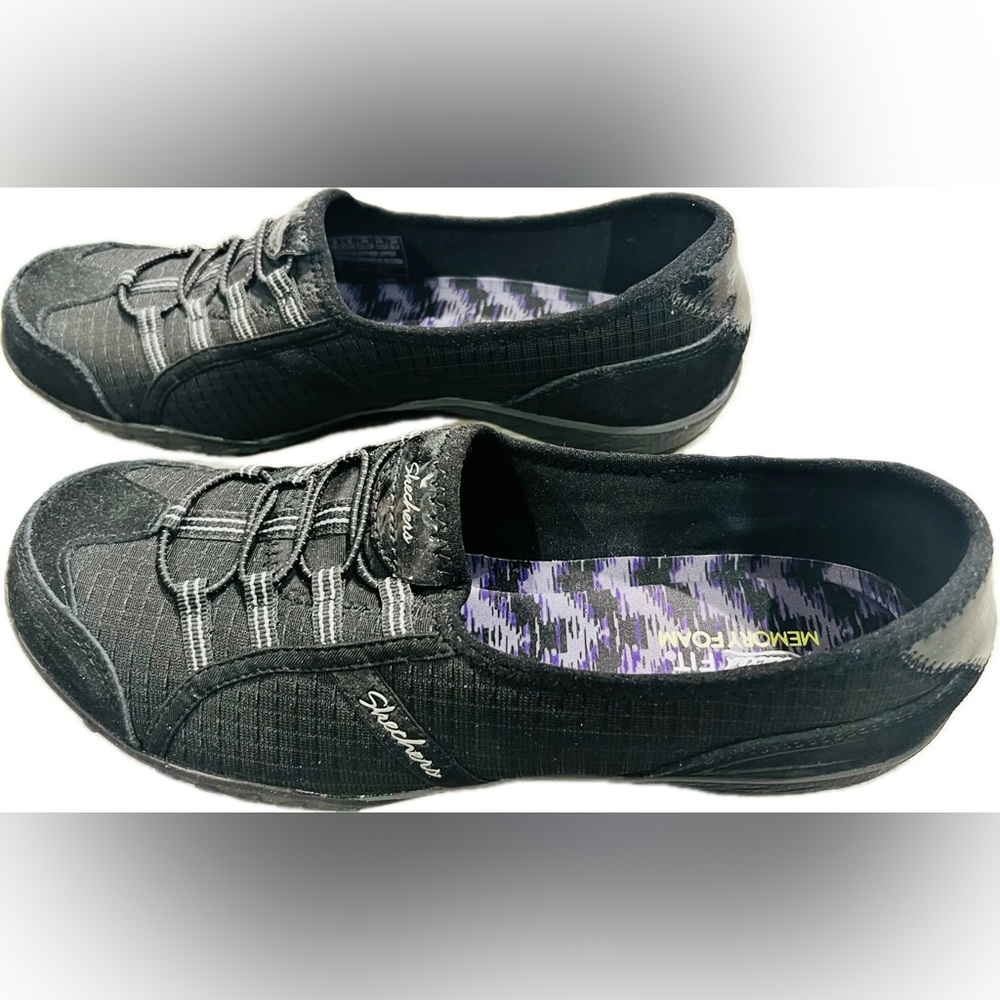 Sketchers Relaxed Fit Memory Foam. Size 9 - image 1